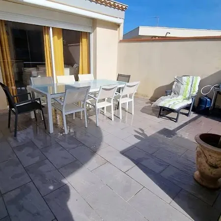 فيلة & Avec Piscine Interieure